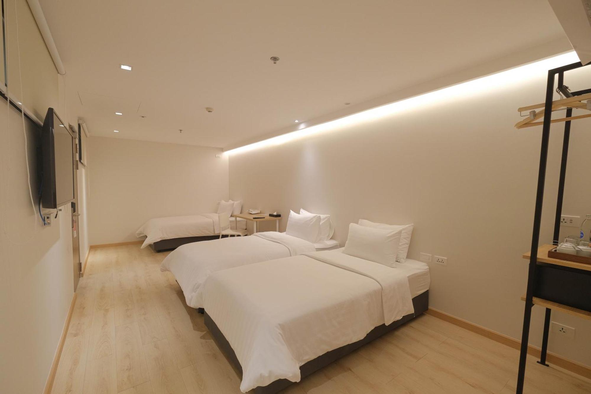 Simplestay Chatuchak, Surestay Collection By Best Western Bangkok Esterno foto