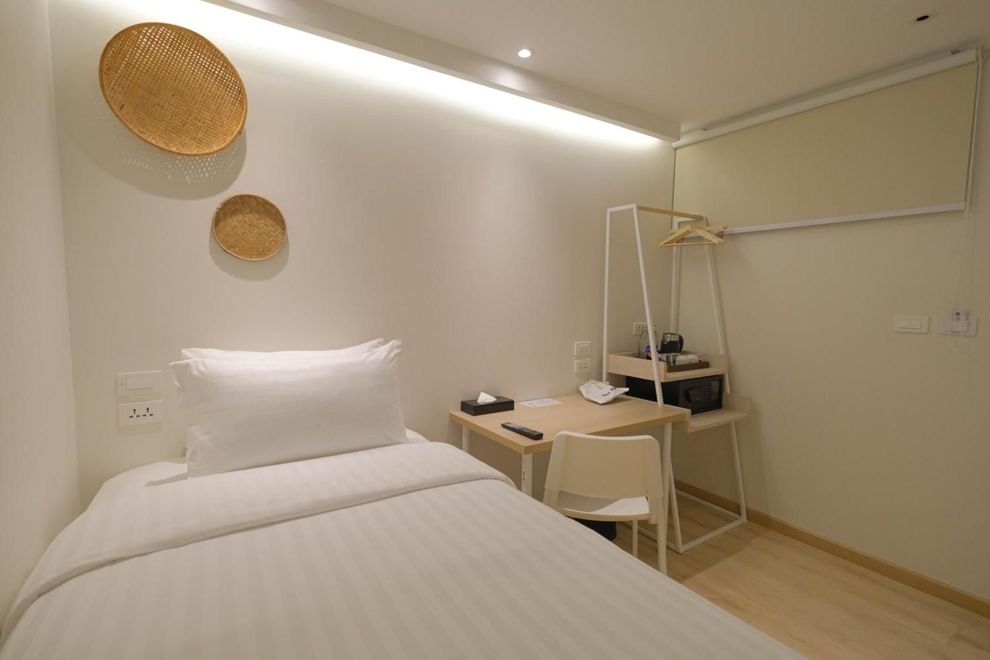 Simplestay Chatuchak, Surestay Collection By Best Western Bangkok Esterno foto